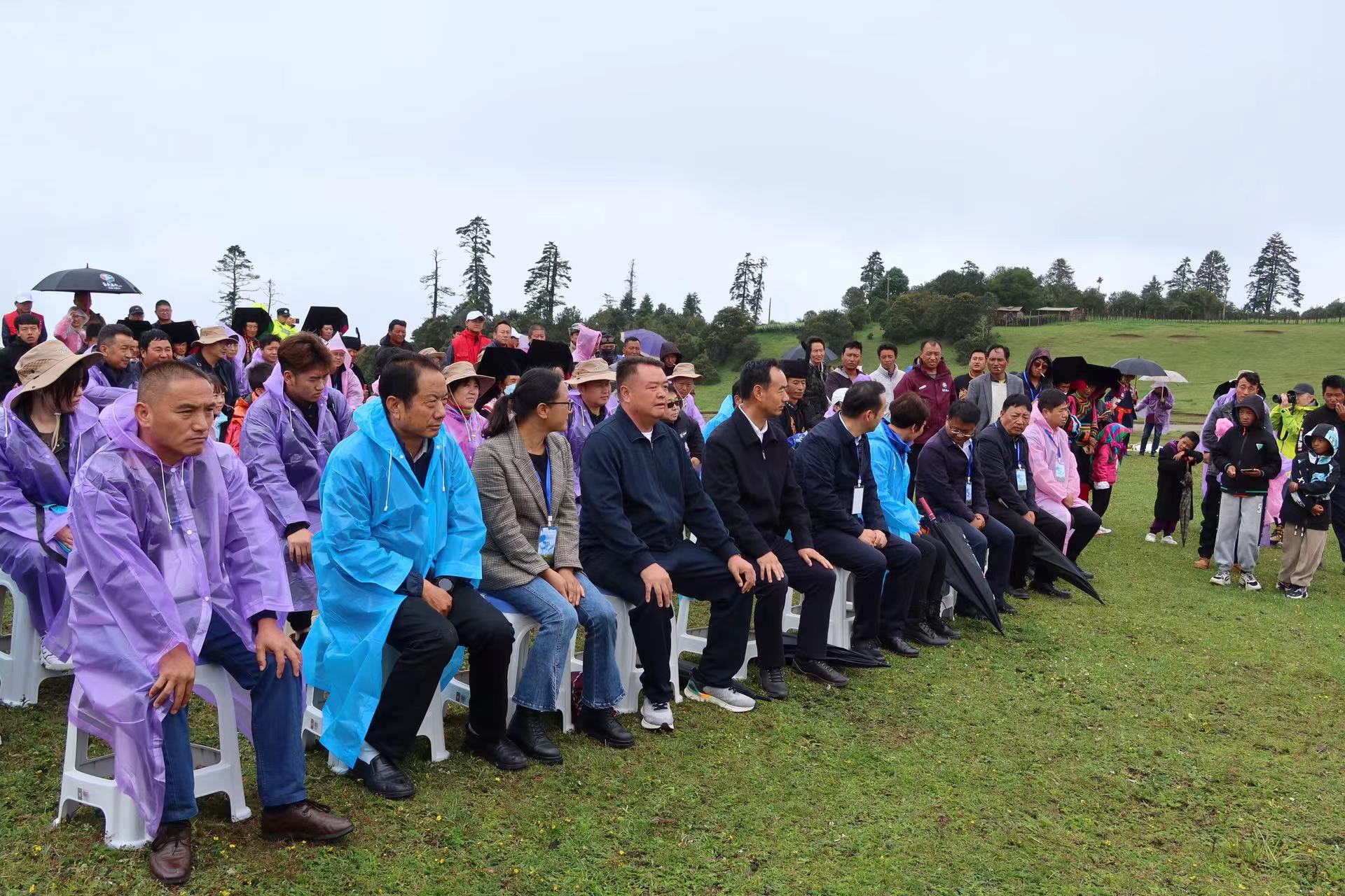 远眺老君山 俯瞰金沙江  丽江老君山格拉丹景区正式开园 (4).jpg