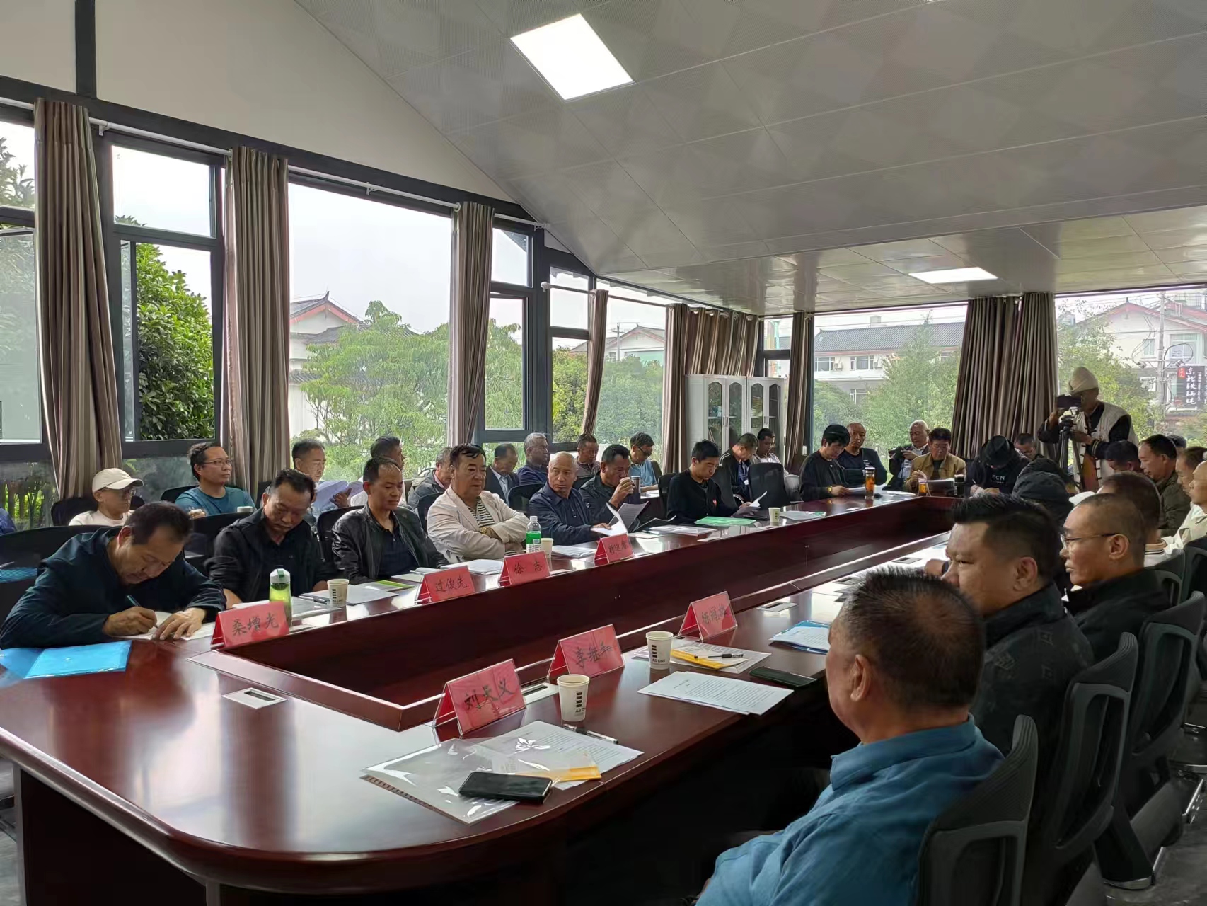 兰花盛宴：丽江市兰花协会助力经济增长与文化传承 (4).jpg