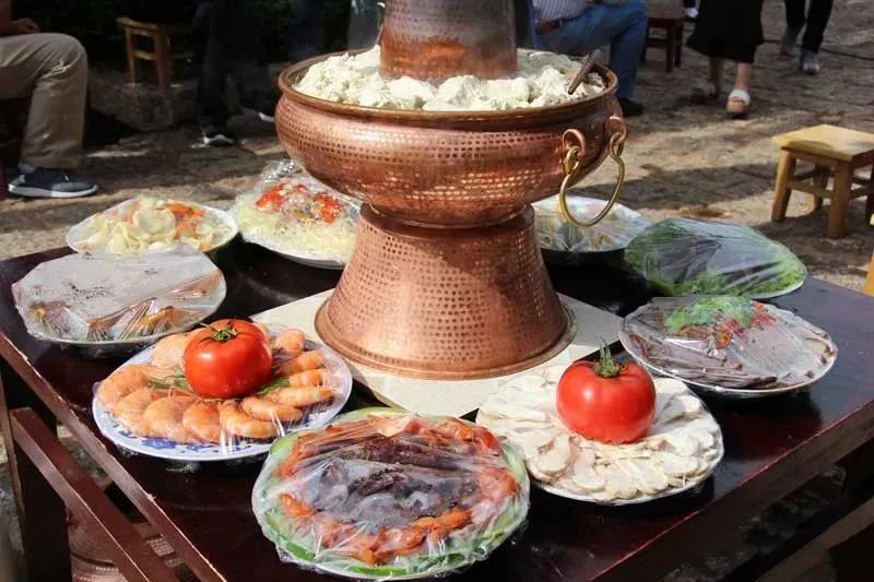 燃情盛夏  来丽江古城过火把节！ (3).jpg