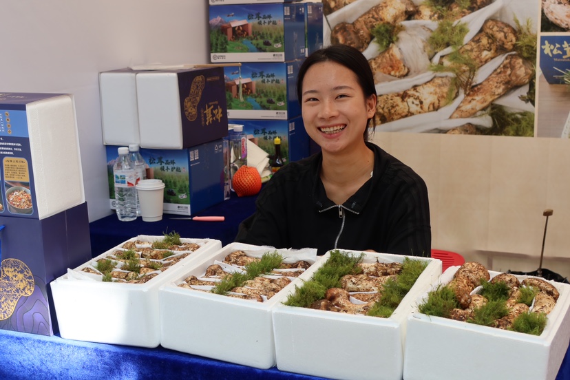 夏季“村晚”主会场及系列活动在丽江古城玉河广场启动 (3).JPG