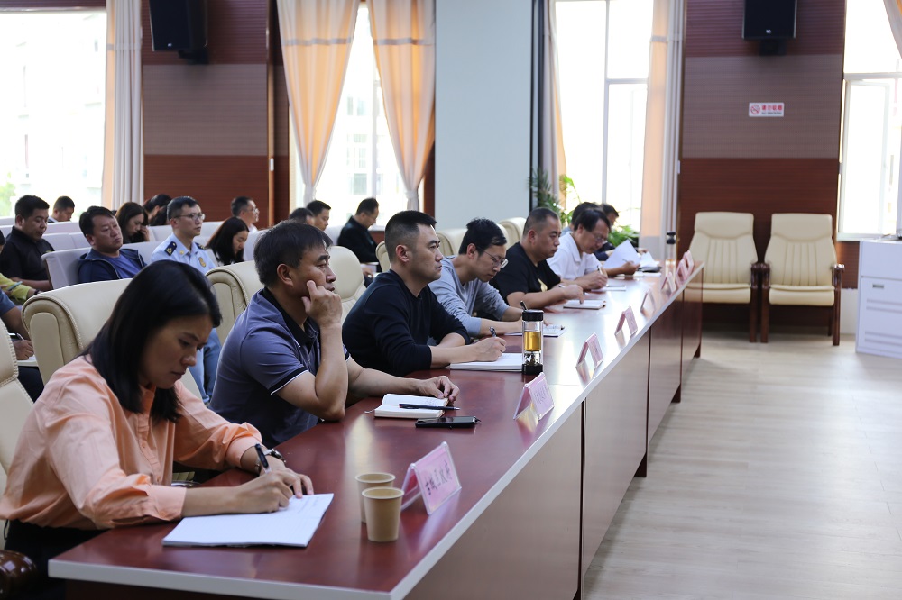 丽江市安排部署2023年国庆中秋假日旅游接待工作 (3).JPG