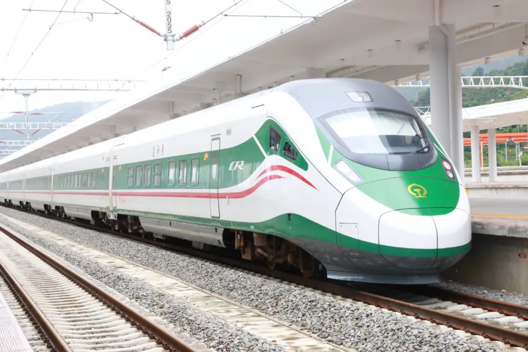 每天2对“保山—丽江” (1).jpg