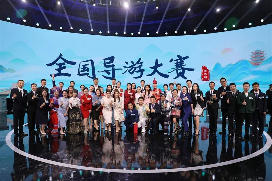 丽江导游邓丽珍喜获全国导游大赛优秀风采选手 (2).jpg