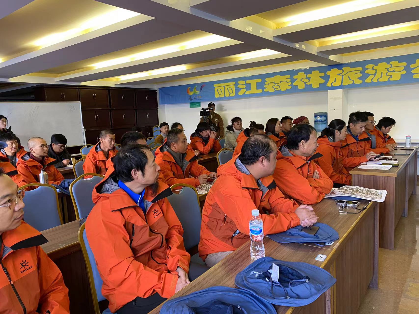 丽江森林旅游步道线路踏勘出征   7天勘探1200余公里 (1).jpg