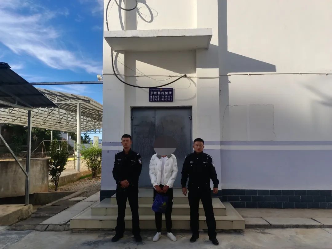 永胜一男子酒后撞墙逃逸，最终畏罪自首！ (2).jpg