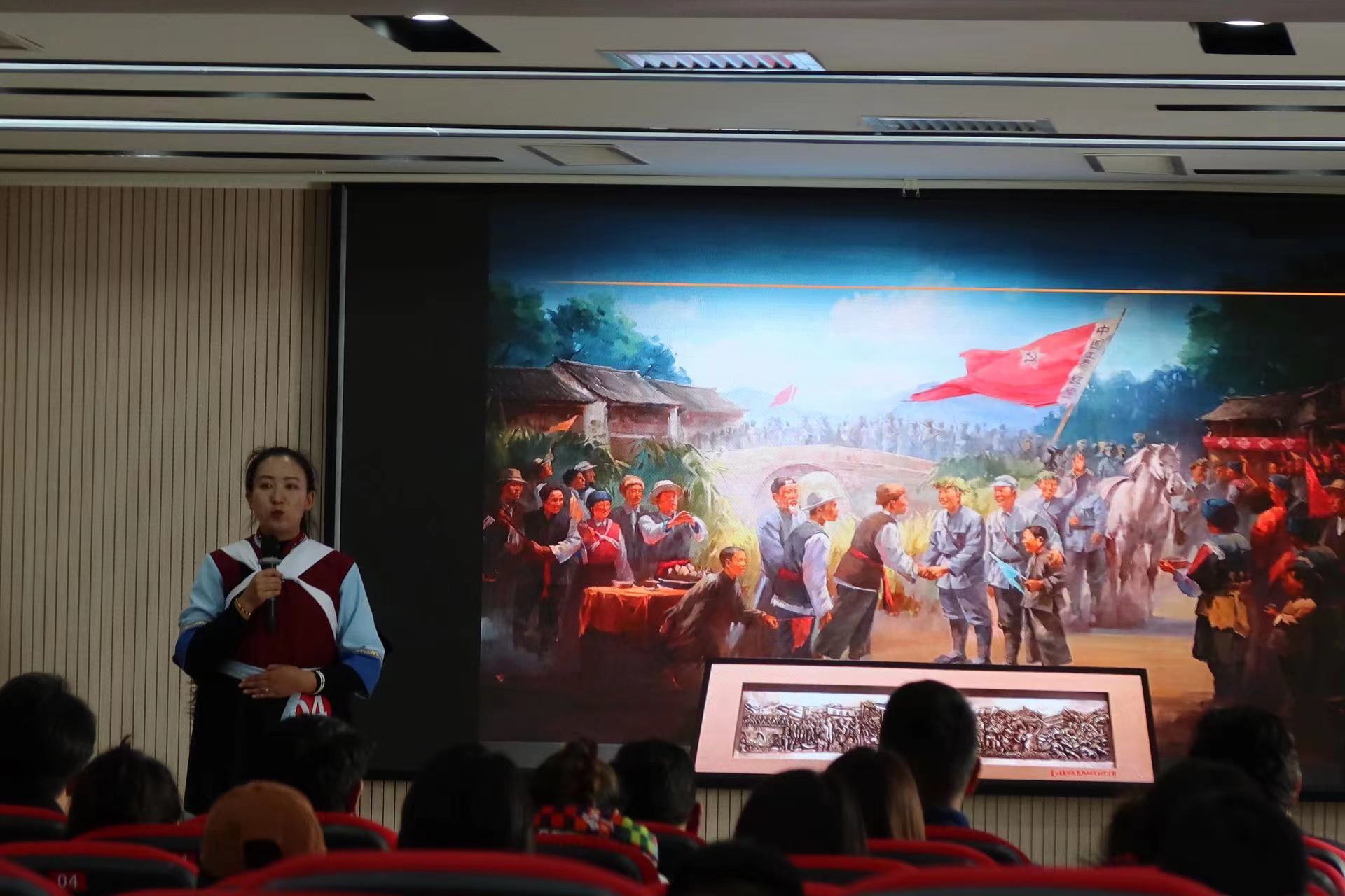 景区讲解比赛、消防技能竞赛  看丽江古城管理有限责任公司职工展行业风采 (2).jpg