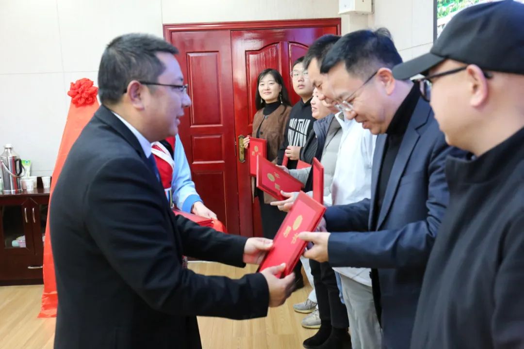 古城区创新文旅专家委员会授牌，15名专家受聘助力古城文旅发展 (2).jpg