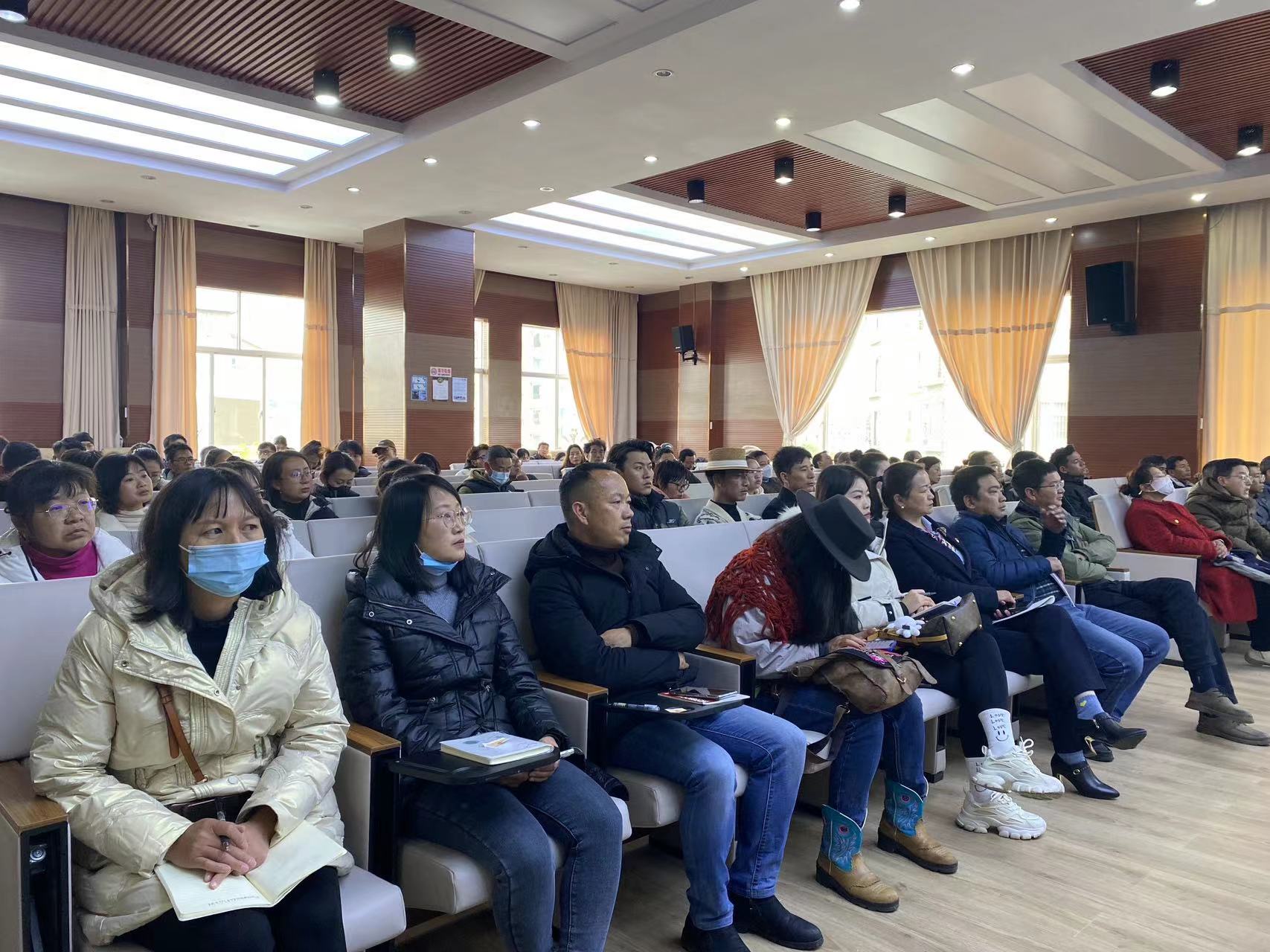 “星空 旅游” 丽江文旅企业参加星空科普课堂 (5).jpg