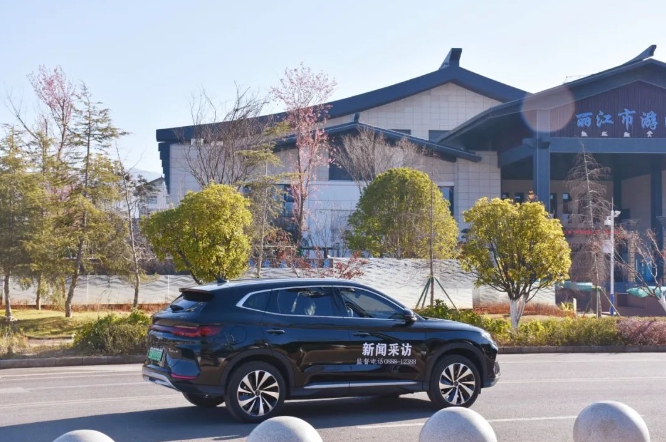 古城区首批15辆“分时租赁”新能源汽车正式交付使用 (1).png