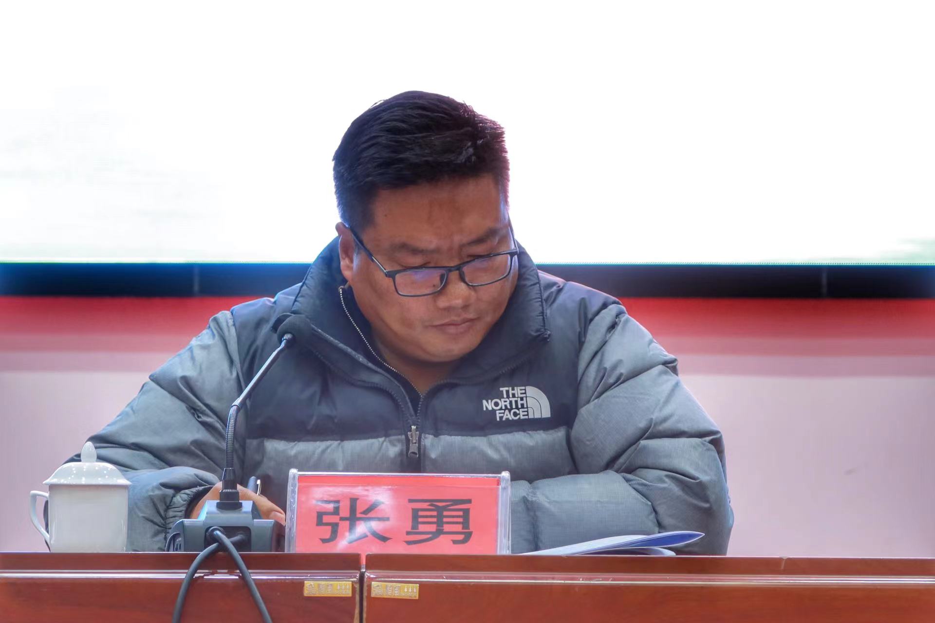 丽江市旅游协会第六届理事会第二次会议暨会员代表大会召开 (1).jpg