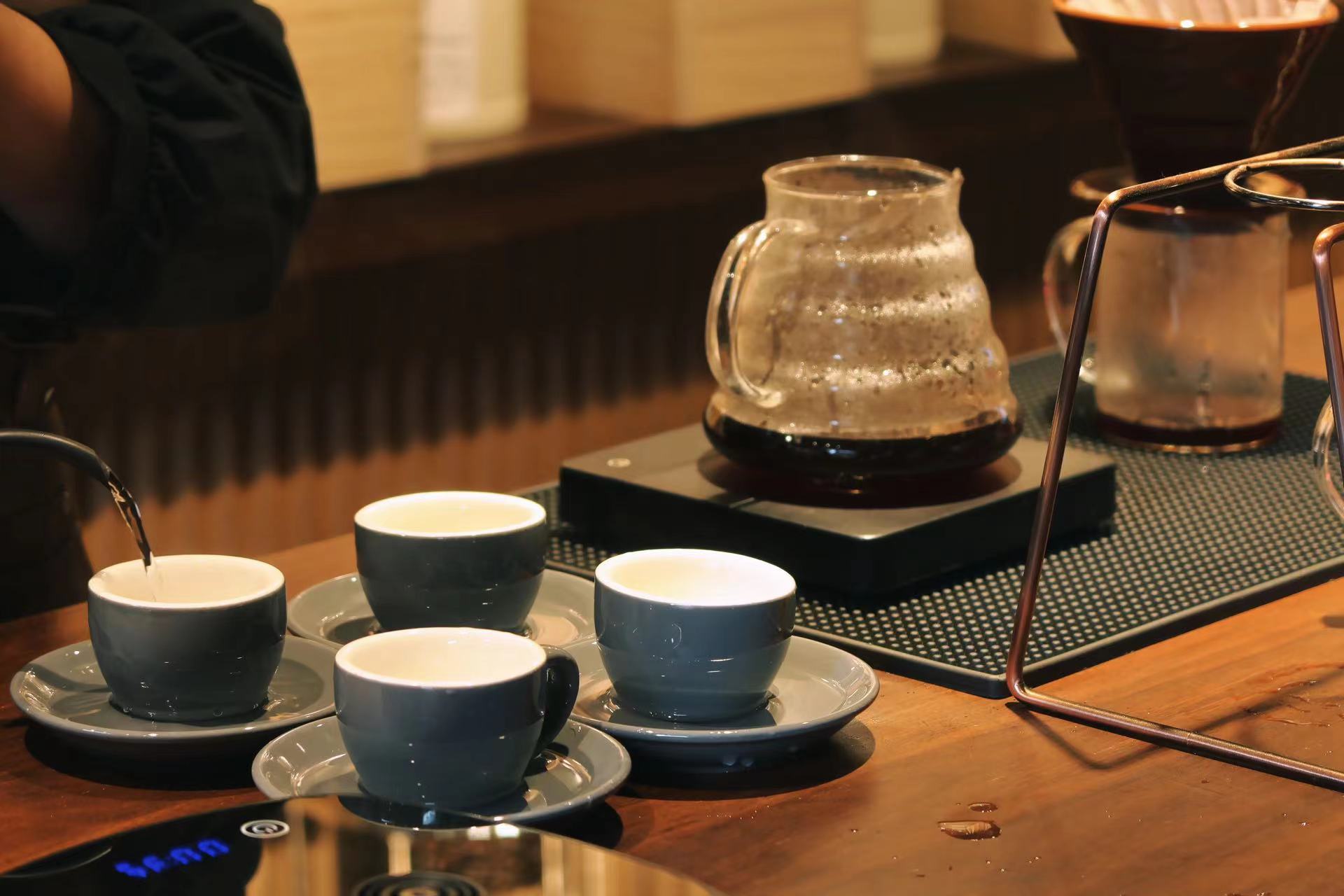 白沙古镇咖啡业态蓬勃发展 成为游客体验丽江慢生活的新宠 (10).jpg