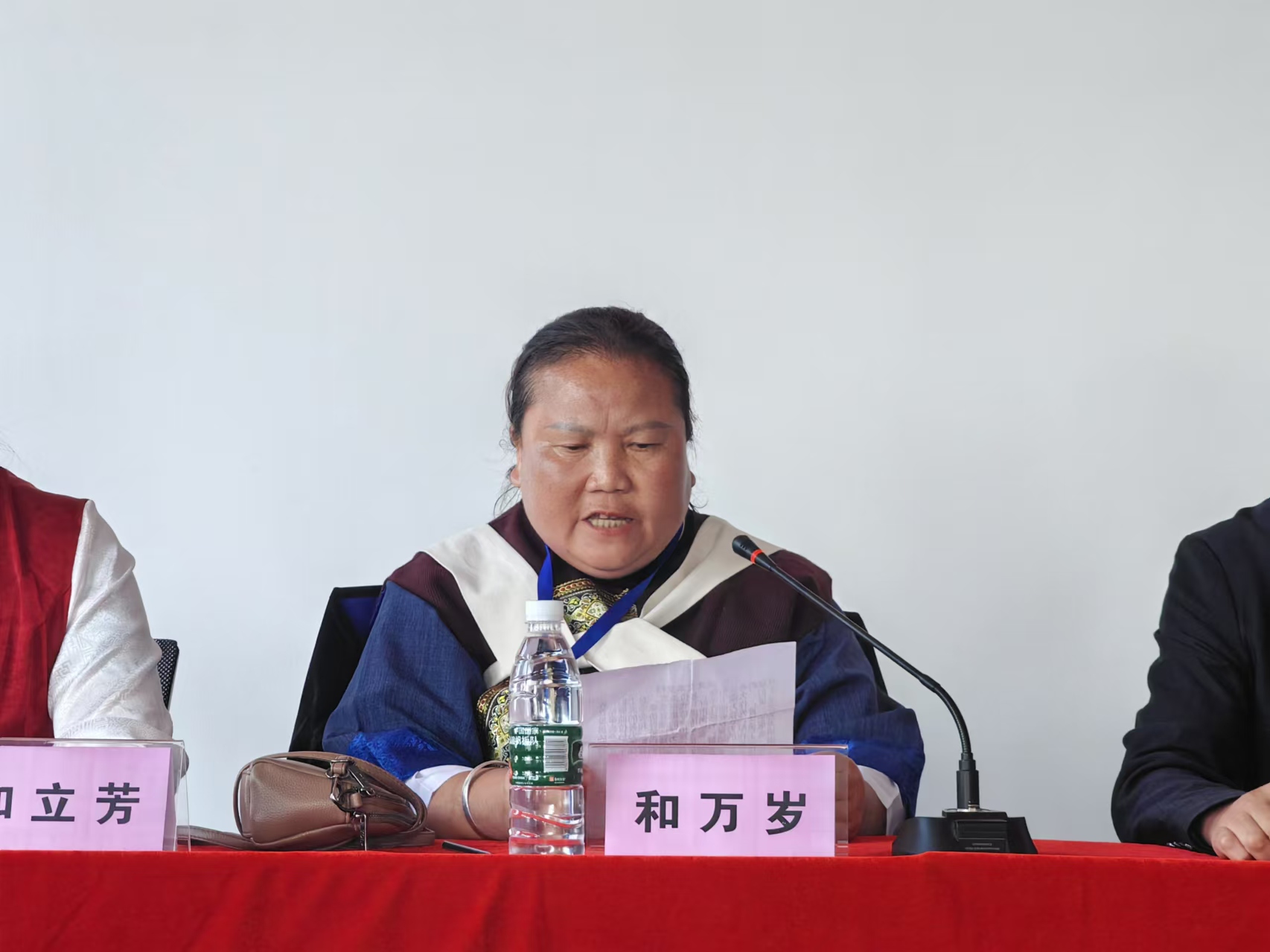 丽江市癌症康复协会正式成立，刘均当选首任会长06.jpg