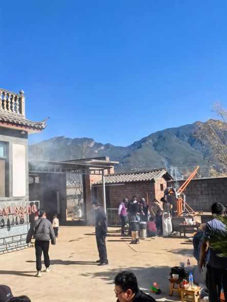 走进丽江杀猪客一场味蕾与文化的双重盛宴5.jpg