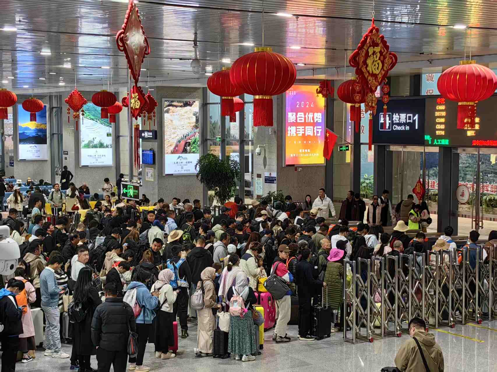 预计发送旅客70万人次，今年春运丽江火车站全力备战2.jpeg