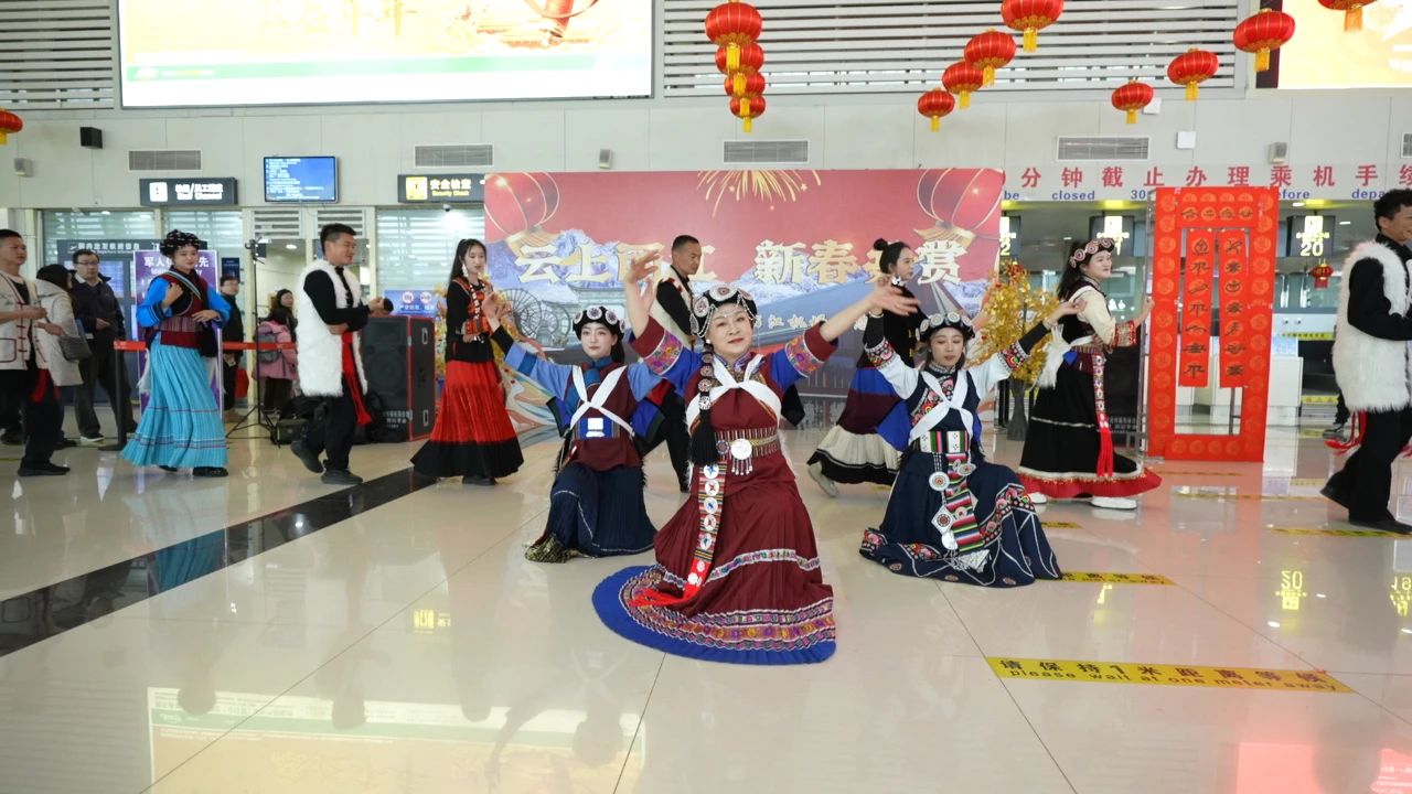 春节假期 丽江机场共运输旅客18.6万人次3.jpg