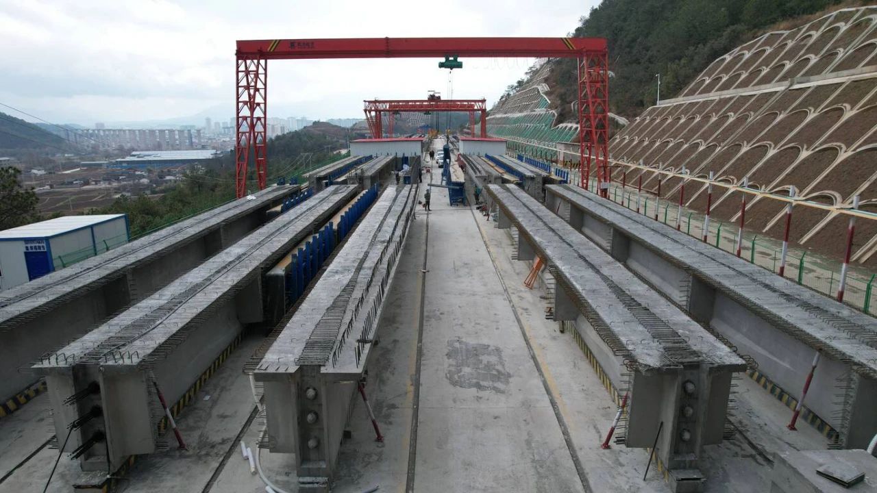 古宁高速吹响复工 “冲锋号”，全力冲刺全年建设目标 (2).jpg