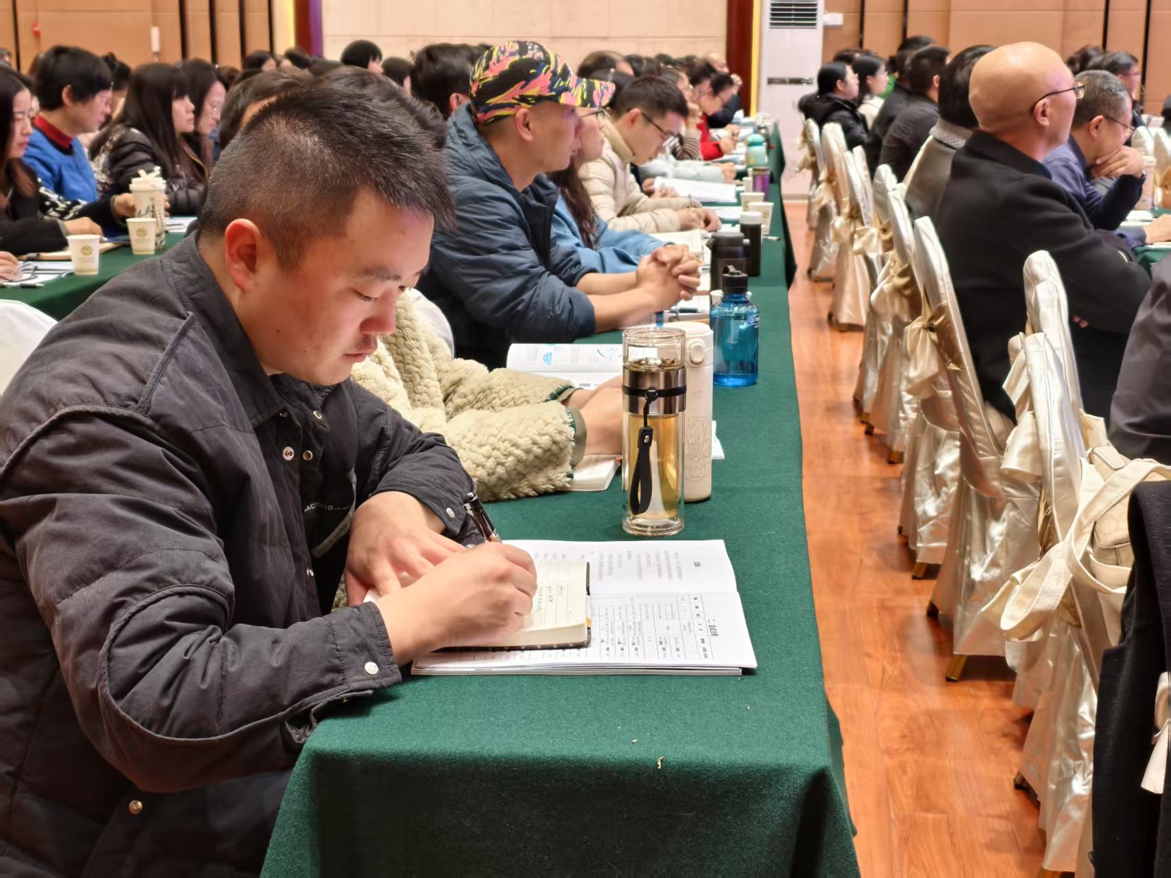 云南省医院协会在丽江办班 聚焦公立医院高质量发展 (2).jpg