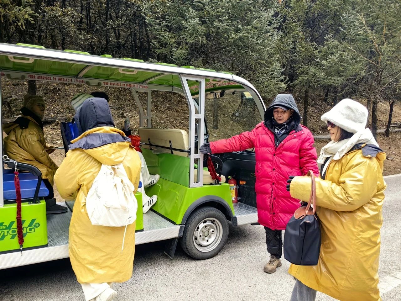 服务无小事 细节见真心，玉龙雪山连获游客表扬信4.jpg