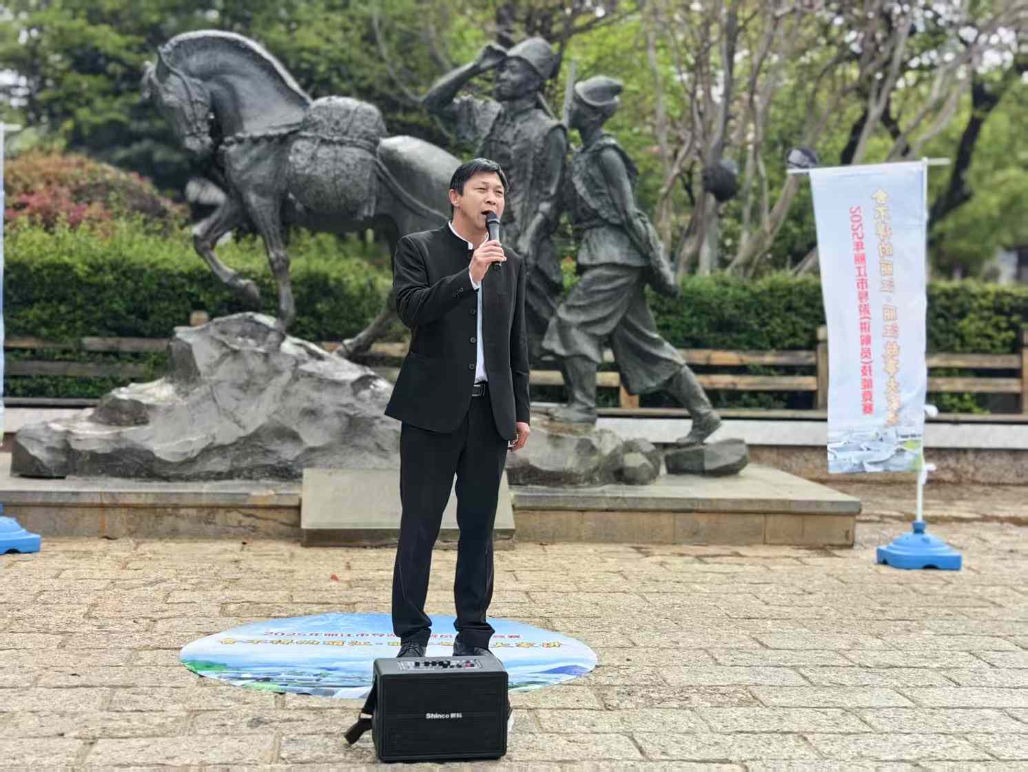 惊艳！丽江古城变身赛场，百名导游同台竞技 解锁“舍不得的丽江”密码3.jpeg