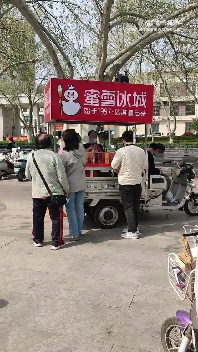 151914l2yzf752hh7f525w.webp