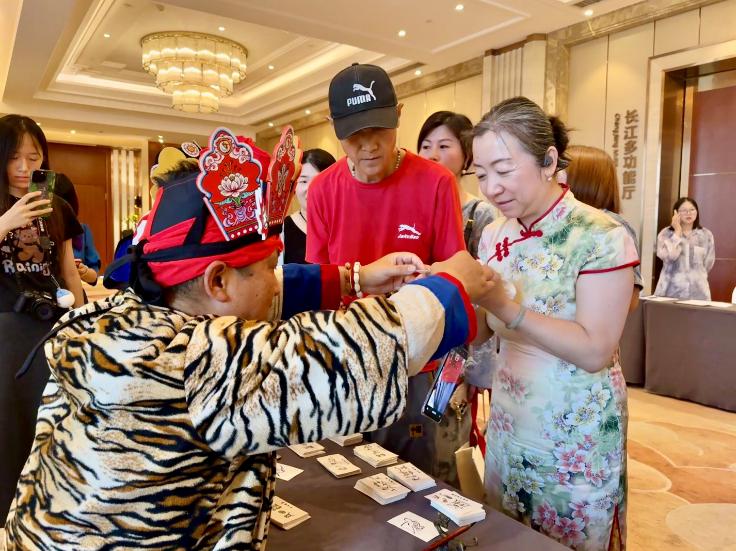 同饮一江水 共谋新发展！丽江文化旅游推介活动在武汉成功举办4.jpeg