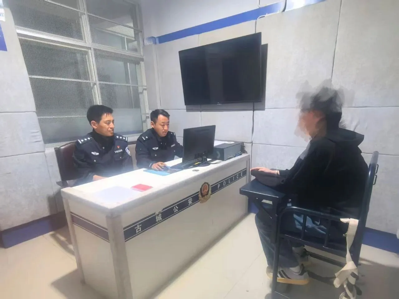 丽江一男子跟妈吵架，竟异地报假警 “要收尸”，被7天拘留