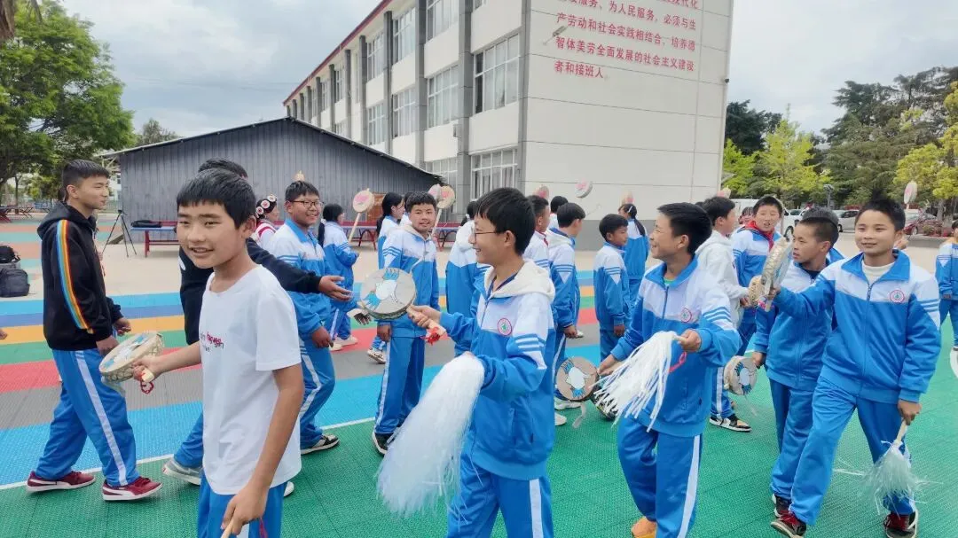 非遗进校园！省级“勒巴舞”燃爆古城区民族中学