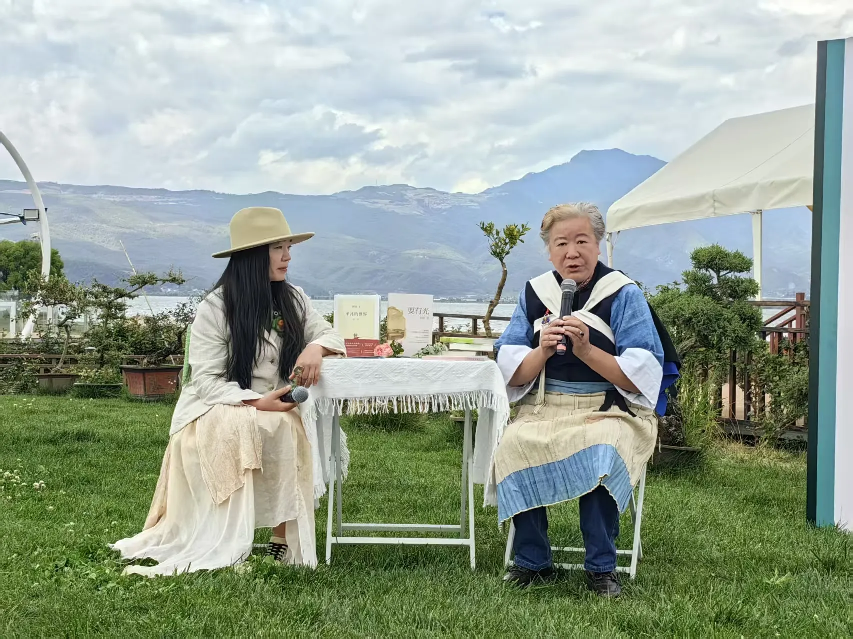 拉市海畔书香浓！玉龙县全民阅读活动启幕，湖光山色间共赴阅读之约