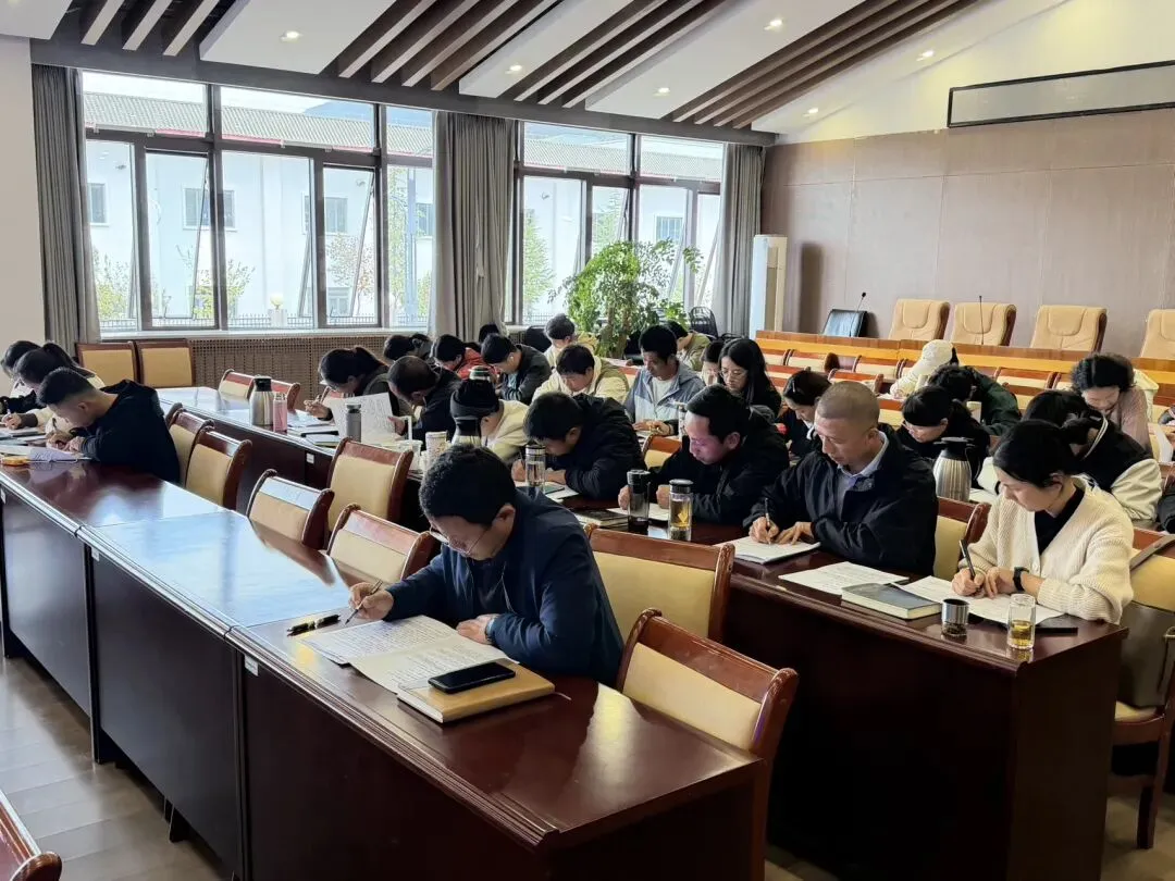 理论精讲、案例剖析、实操演练……玉龙雪山开展QES管理体系专题培训